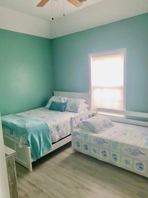 Sunny Delight - Sleeps 10 - Generous Space! Bolivar Peninsula 外观 照片