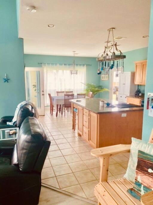 Sunny Delight - Sleeps 10 - Generous Space! Bolivar Peninsula 外观 照片